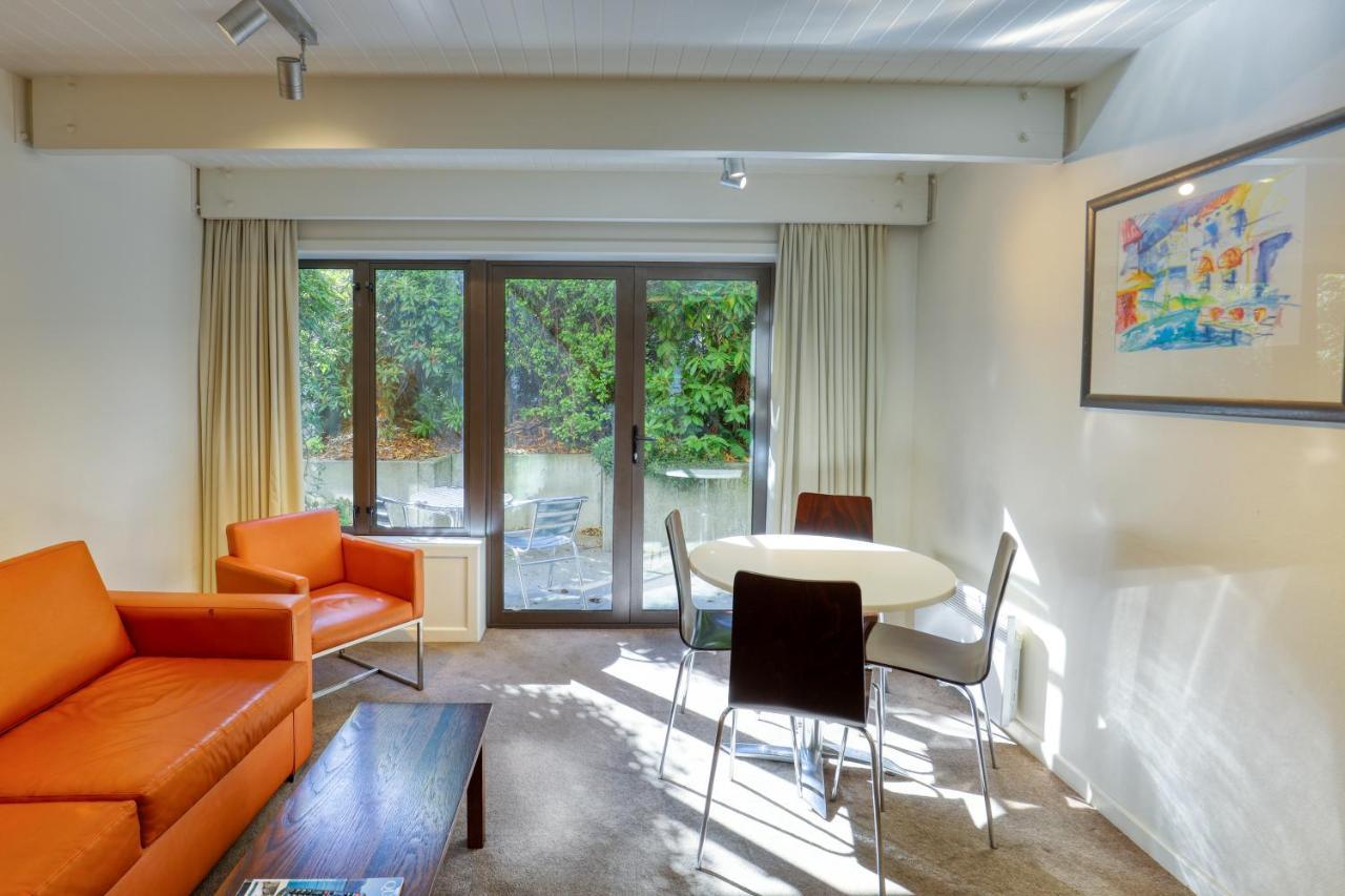 Garden Court Suites&apartments 4*